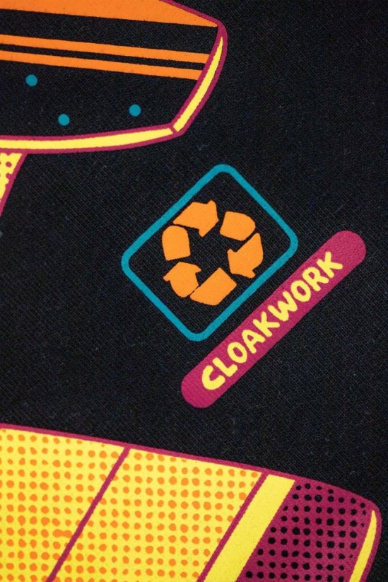 Montana Cans T-Shirt - TRAVELLER by Cloak