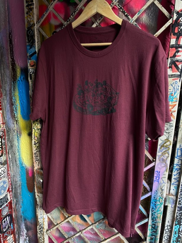 That Cap x LOTR - BBQ Season T-Shirt